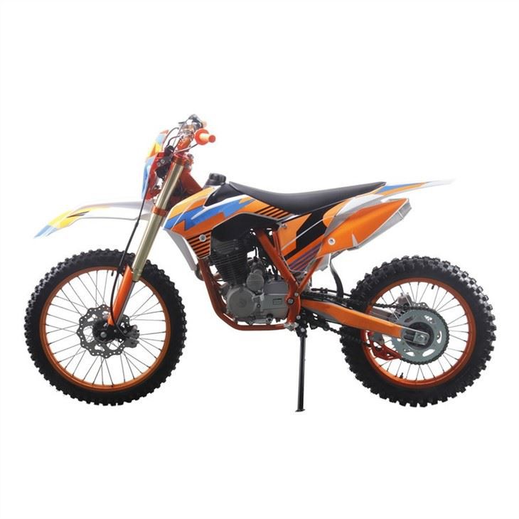 dirt bike 200cc 3